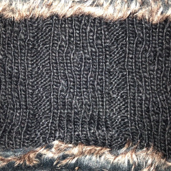 Simonetta Warm, Chic Fur Knitted Infinity Scarf - Picture 3 of 6